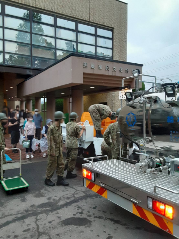 写真：自衛隊から市民のかたへ（男鹿市民文化会館）
