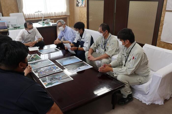写真：公営企業管理者への活動報告