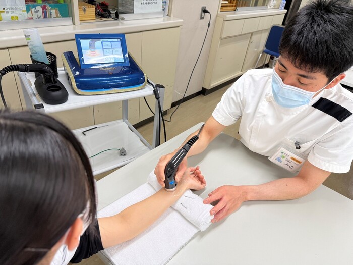 写真:関節可動域訓練の様子2
