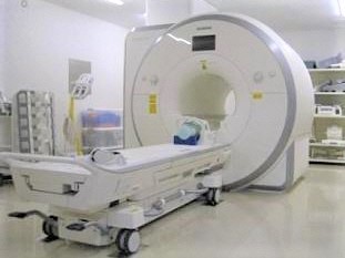 写真：（2）3ステラMRI（核磁気共鳴画像法）【MRI単純】