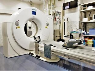 写真：（1）CT撮影（コンピュータ断層撮影）【CT単純・冠動脈CT】