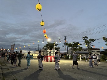 写真:新油川音頭、令和音頭
