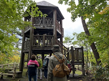 写真：展望台にのぼってみます