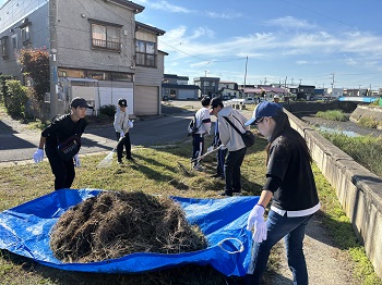 写真:沖館川クリーン大作戦1