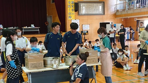 写真:東中学校避難所運営訓練1