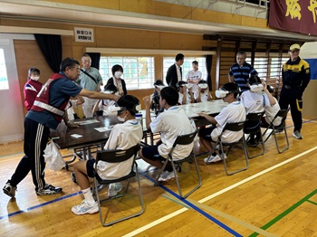 R8避難所04