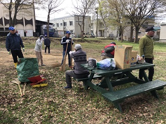 中央公園の掃除1