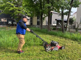 070515公園草刈り1