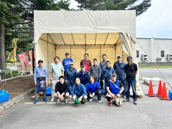 070608ねぶた小屋建て2