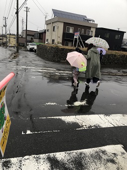 登校見守り1