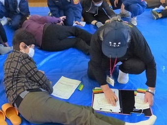 写真:救命処置訓練2