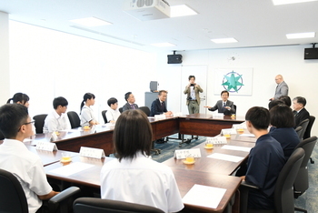 写真2：任命式の様子